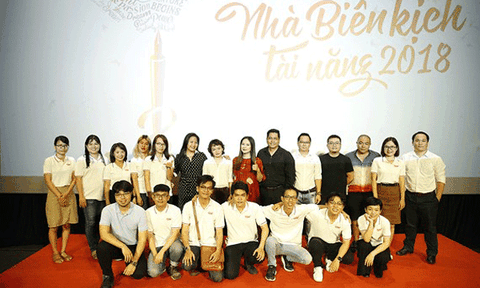 Nghề biên kịch: Đãi cát tìm vàng