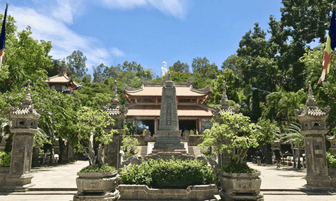 Sự dung hợp dân gian trong chùa Việt Khánh Hoà