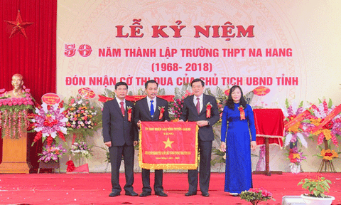 Trường THPT Na Hang đẩy mạnh thi đua “dạy tốt, học tốt”