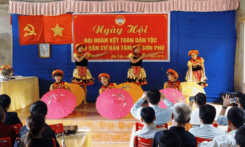 Ngày hội Đại đoàn kết toàn dân tộc ở Sơn Phú (Na Hang)