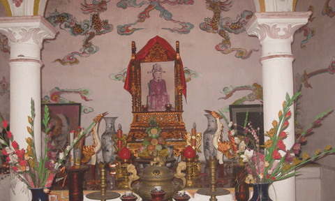 “Đoan Túc Dực Bảo trung hưng tôn thần”