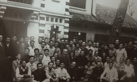 Những kỷ niệm khó quên với cụ Cù Văn Chước