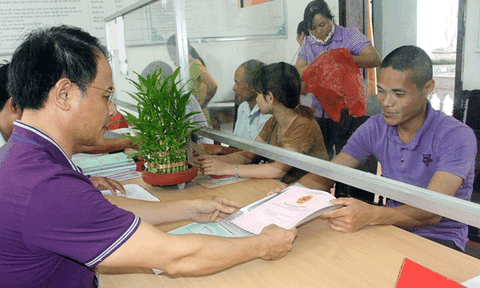 Hiệu quả bước đầu tinh giản biên chế ở Vĩnh Tường