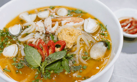 Món bánh canh hấp dẫn nhất Việt Nam