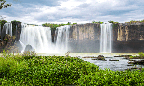 Khám phá vẻ đẹp thơ mộng của thác Dray Nur