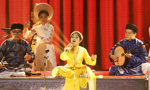 Hát chầu văn trong tín ngưỡng Thờ Mẫu ở Huế