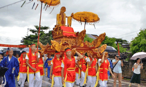 Lễ hội đèn Quảng Chiếu chính là lễ hội cung đình