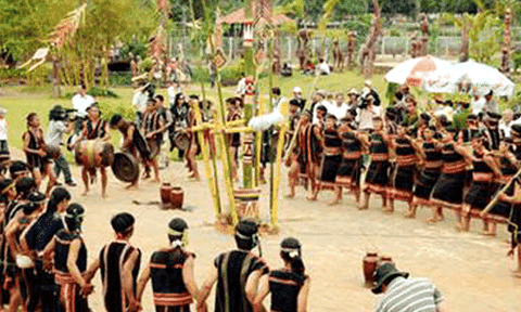 Lễ hội truyền thống của người M’nông Preh