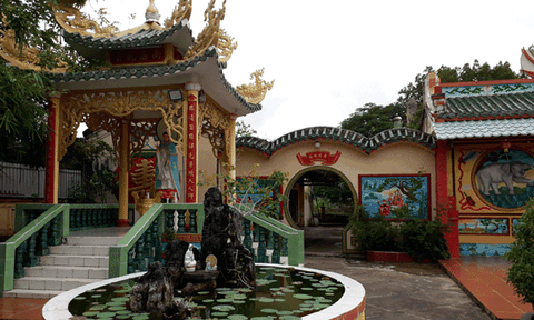 Ngôi chùa tâm linh của người Hoa và cộng đồng phương Nam