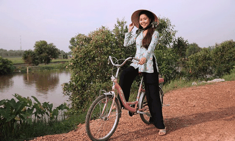 Lên sóng phim Cô Thắm về làng 4