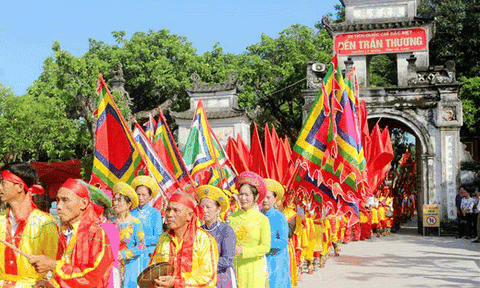 Tục thi đấu cờ tướng tại lễ hội Đền Trần Thương