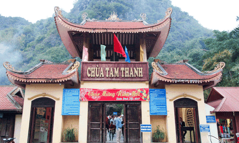 Ai lên xứ Lạng đầu xuân...