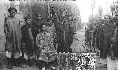 Đào tạo viên chức các tộc ít người thời Minh Mạng