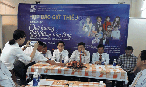 Đêm nhạc nghĩa tình “quê hương và những tấm lòng”