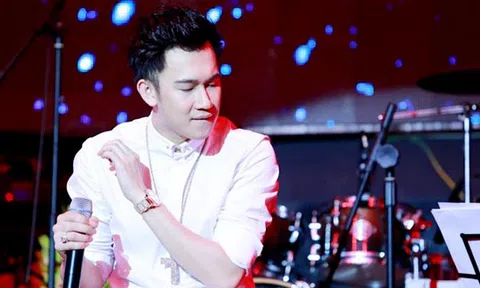  Dương Triệu Vũ phấn khích với sản phẩm trị giá tám số không