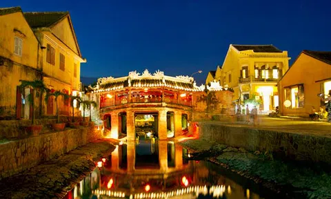 Tôn vinh di sản Việt Nam tại Hội chợ du lịch quốc tế 2015