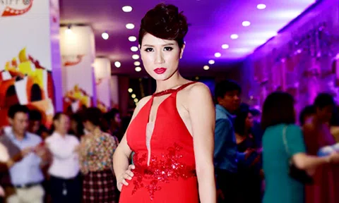  Nghi vấn Trang Trần đang có bầu 6 tuần 