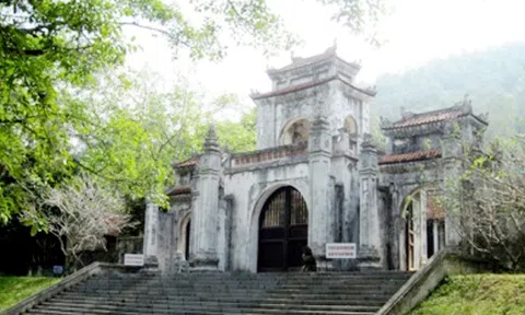 Lễ đón Bằng công nhận di tích cấp quốc gia đặc biệt Đền Bà Triệu (Thanh Hoá)