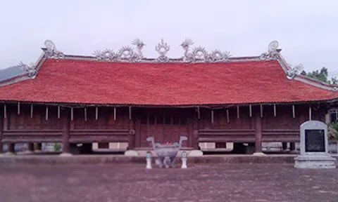 Ngôi đình chốn biên cương và sự tích “cây tre mọc ngược”