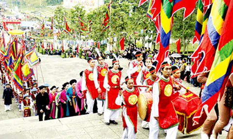 Phát hành bộ tem “Tín ngưỡng thờ cúng Hùng Vương - Di sản văn hóa phi vật thể đại diện của nhân loại”