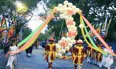 Huế: Hàng nghìn người tham gia lễ tế  bách tổ nghề Việt