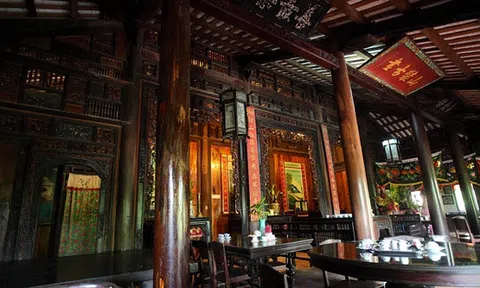 Thăm di tích Nhà Trăm Cột ở Long An