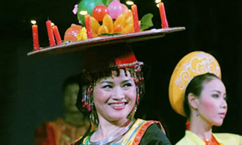 Nghi lễ Chầu Văn của người Việt