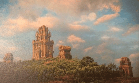 Về thăm Tháp Bánh Ít Bình Định