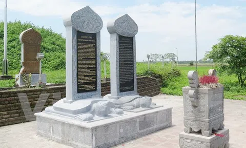 Tiếp tục chỉ đạo di dời 6 bia còn lại tại di tích đền Trần tỉnh Thái Bình