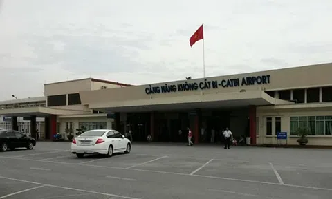 Hải Phòng: Nắng nóng làm sân bay cát bi rạn nứt