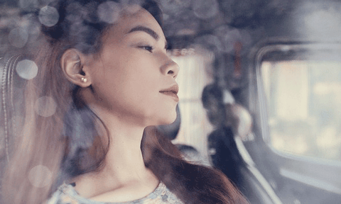 Hà Hồ bất ngờ bị khóa tài khoản Youtube