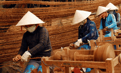 Bình Định bảo tồn làng nghề dệt thảm xơ dừa - nét văn hóa quê Dừa