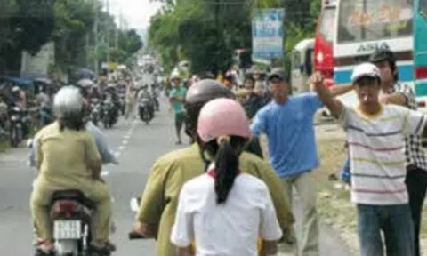 Bát nháo ở các điểm du lịch biên giới Tây Nam