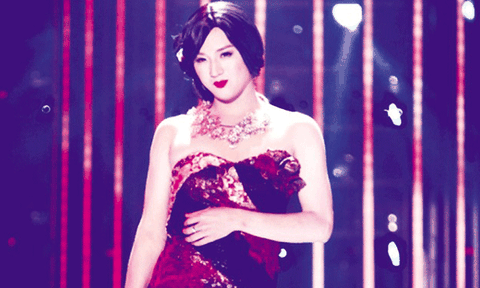  Trào lưu giả gái trên truyền hình thực tế: Đừng biến nghệ sĩ thành trò mua vui 