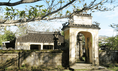 Điều chỉnh khoanh vùng bảo vệ và lập dự án tu bổ tôn tạo di tích Gò Đống Thây   