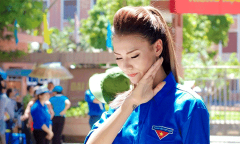 Sốc với lời tố Hồng Quế có hành động giả tạo khi tiếp sức mùa thi