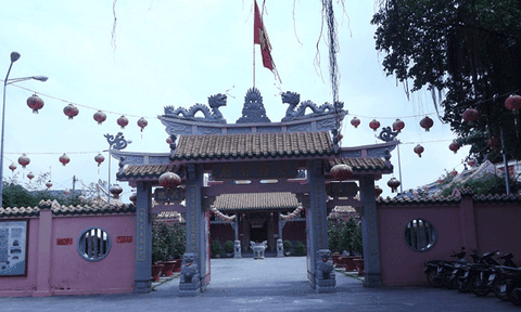 Độc đáo ở ngôi chùa cổ Nam bộ