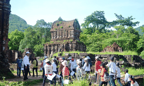 Cần Thơ: Phối hợp giáo dục truyền thống và di sản văn hóa trong học đường  