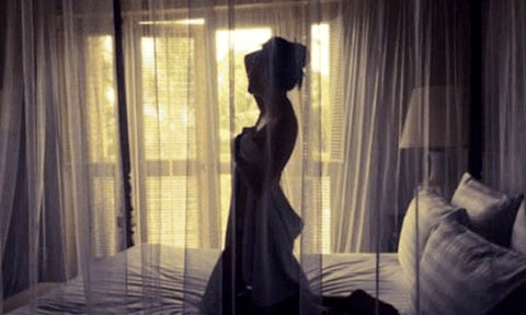 Kỳ Duyên bất ngờ tung ảnh nude cùng tâm sự bạn trai 