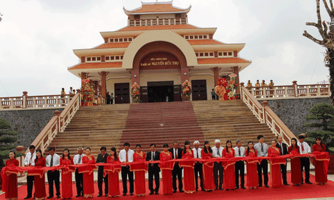 Lễ khánh thành và đón nhận Bằng xếp hạng Di tích quốc gia Khu lưu niệm Luật sư Nguyễn Hữu Thọ