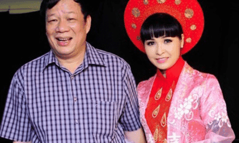  “Ca sĩ nhà trăm tỷ” và 6 lần tổ chức đám cưới hụt với chồng sau 19 năm chung sống 