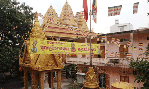 Chiêm ngưỡng kiến trúc chùa Khmer đầu tiên tại Sài thành