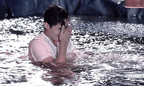 Quán quân Top Model “uống no nước” ở Sasuke Việt Nam