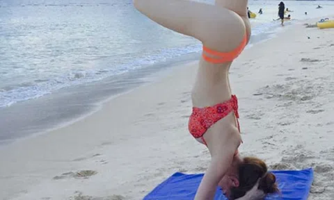 Hồ Ngọc Hà "gây sốt" khi khoe trọn vòng 3 nóng bỏng trên bãi biển