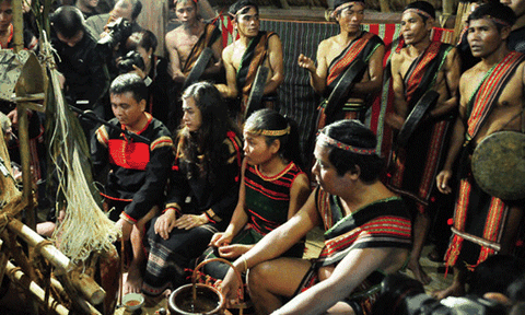 Lễ cúng sức khỏe của người Ê Đê ở Đắk Lắk