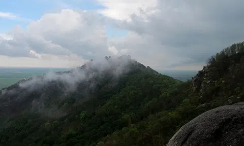 Khám phá Hoa Thê sơn