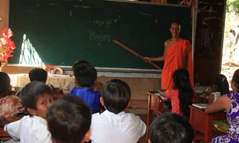 Nhà chùa bảo tồn và phát huy tiếng Khmer