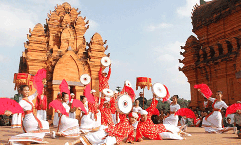 Đặc sắc lễ hội Katê năm 2015