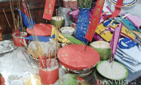 Phong tục thắp nén tâm nhang ngày Rằm tháng Bảy!