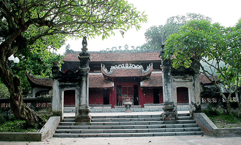 Đền Sóc linh thiêng hấp dẫn du khách